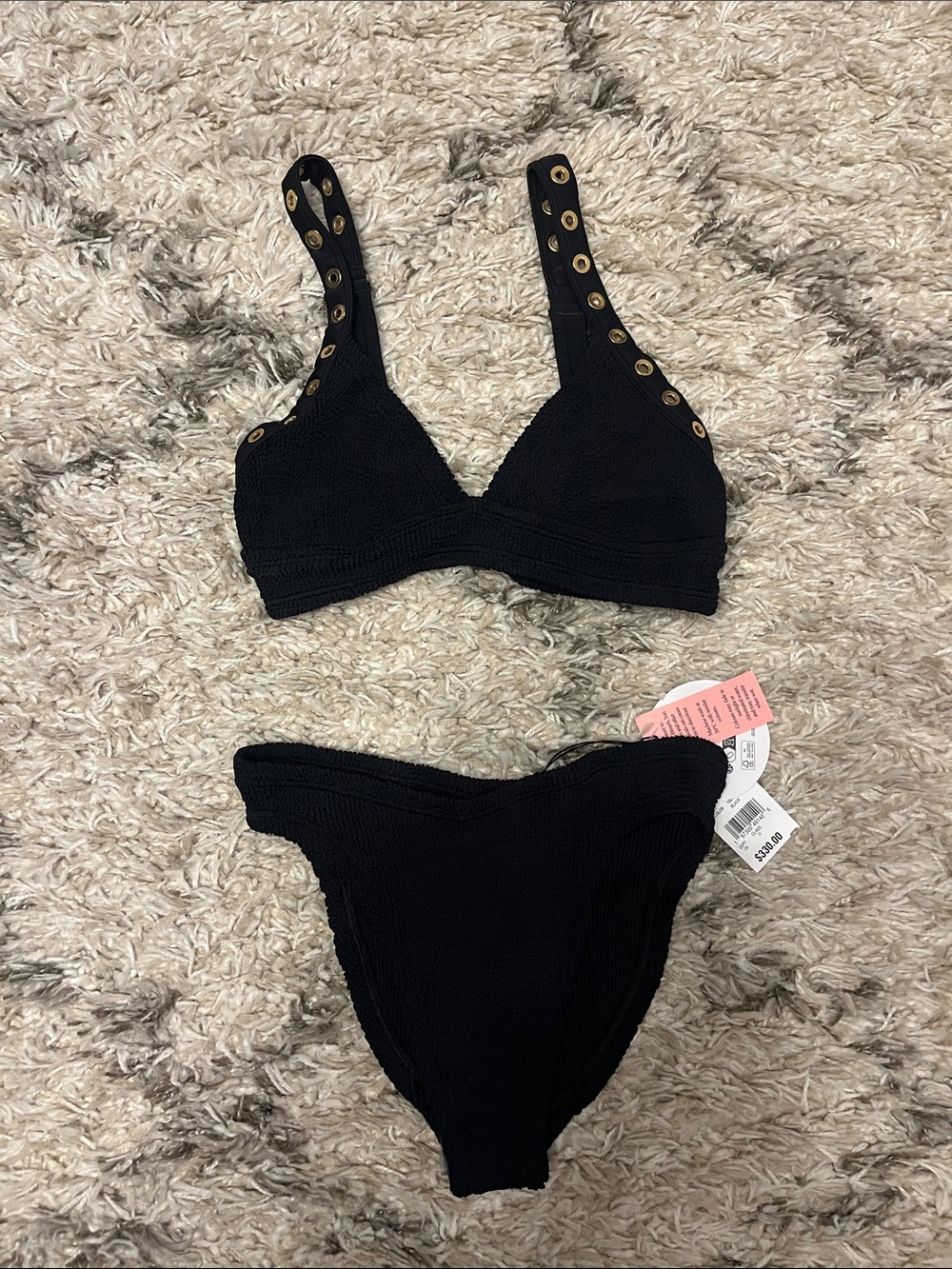 Hunza G Tessa Crinkle bikini. One size. Black. New.